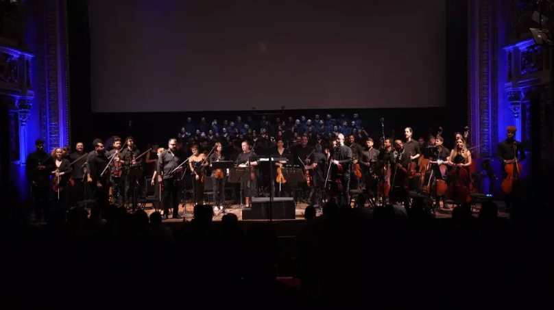 Coral do Amazonas e Amazonas Filarmônica em apresentação juntos