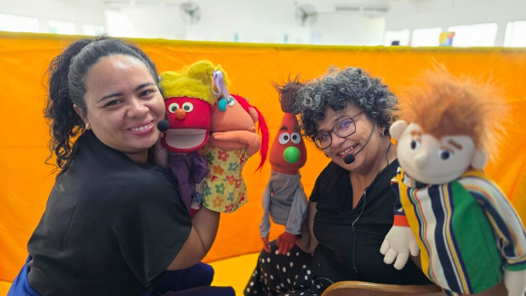 Espetáculo infantil leva magia do Natal ao Teatro Gebes Medeiros