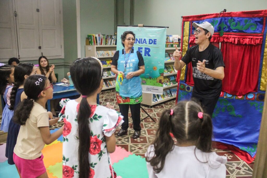 Troca de Livros e Gibis celebra 10 anos na Biblioteca do Amazonas