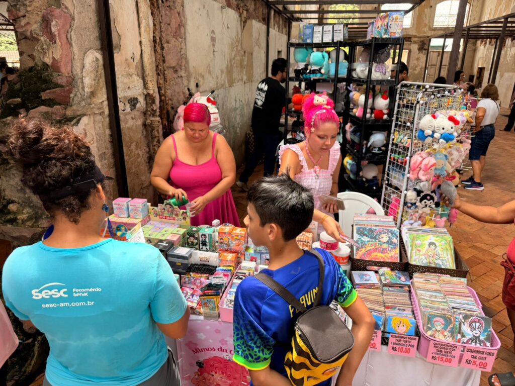 Feira no Mercado de Origem celebra Dia das Mães com shows, oficinas e serviços gratuitos